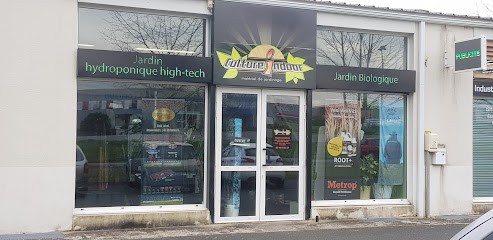 Culture Indoor Saintes, Jardinerie à Saint-Georges-des-Coteaux