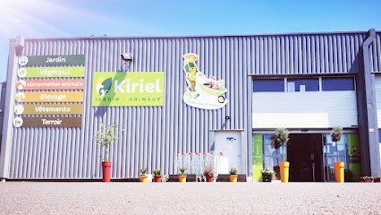 Kiriel Delarbre, Jardinerie à Olby