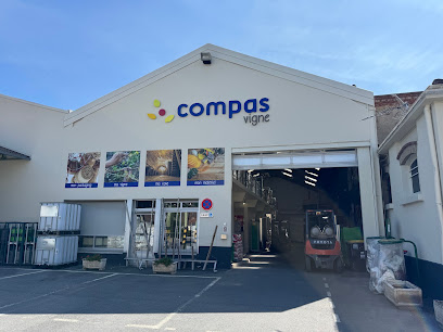 Compas Point Vert Vertus Jardinerie à Blancs-Coteaux