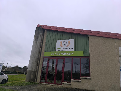 Sbm Agripartage-Negoce Agricole - Kiriel Jardinerie, Jardinerie à Saint-Benoît-du-Sault